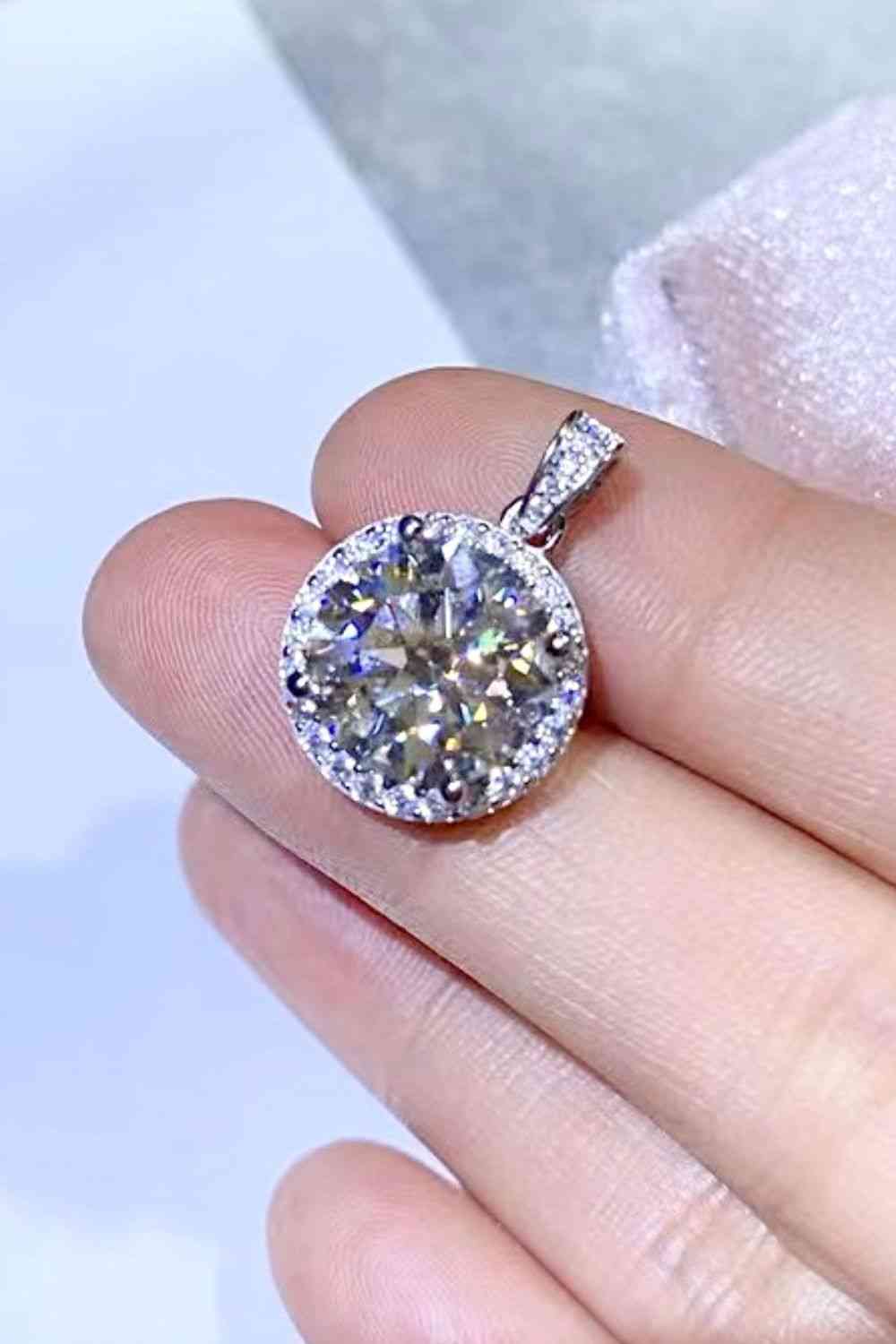 10 Carat Moissanite Pendant Platinum-Plated Necklace - Aurelia Clothing