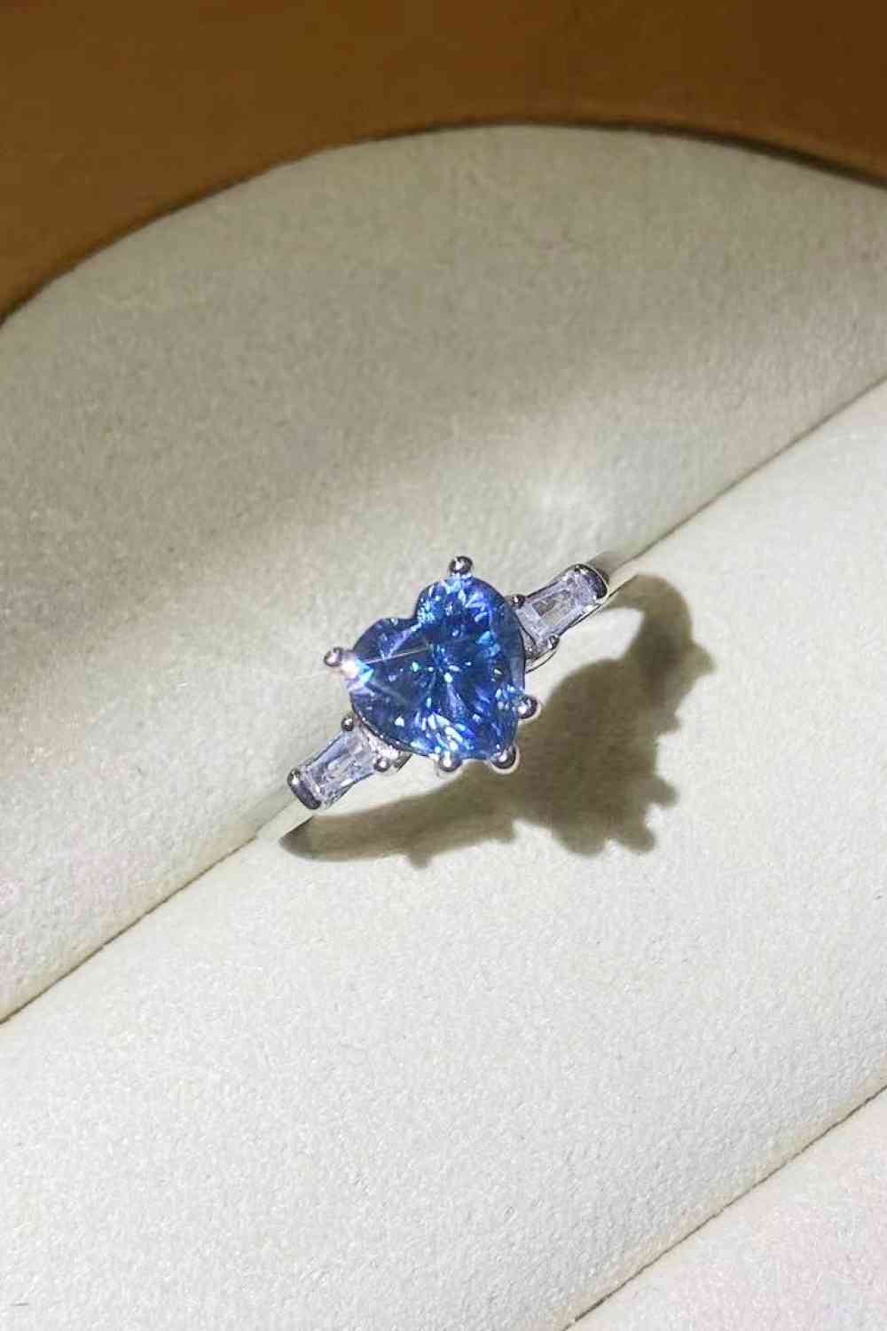 1 Carat Moissanite Heart-Shaped Platinum-Plated Ring in Blue - Aurelia Clothing