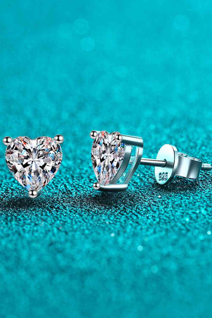 2 Carat Moissanite Heart-Shaped Stud Earrings - Aurelia Clothing