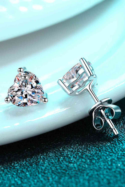 2 Carat Moissanite Heart-Shaped Stud Earrings - Aurelia Clothing