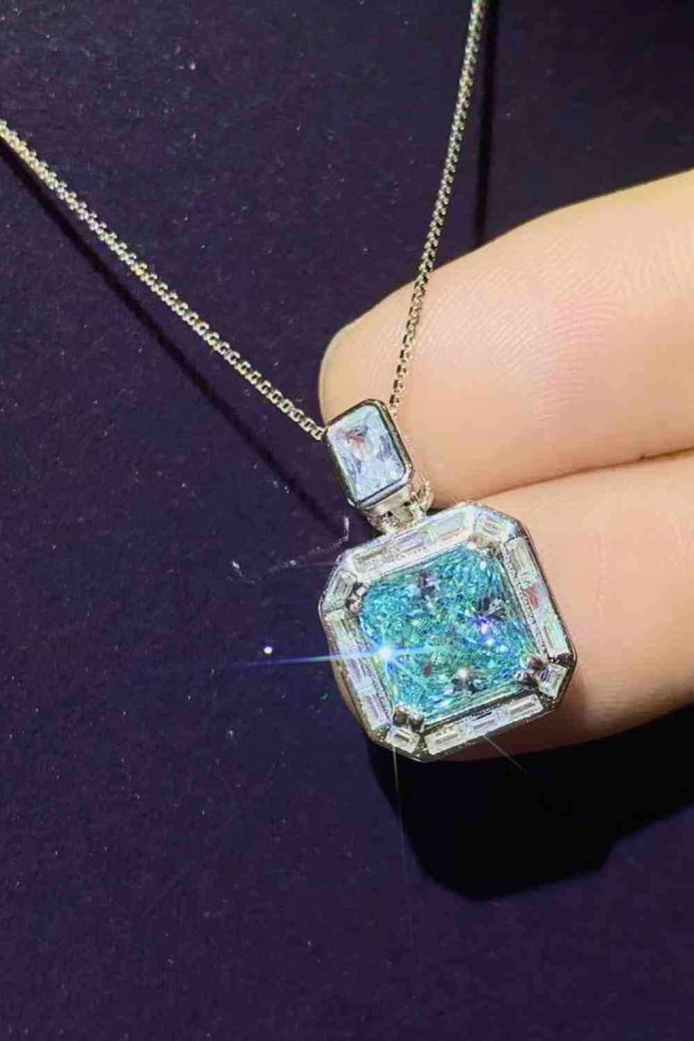 2 Carat Moissanite Square Pendant Necklace - Aurelia Clothing