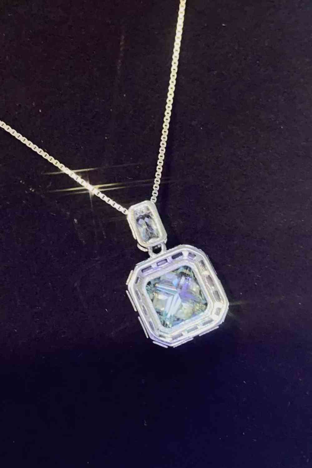 2 Carat Moissanite Square Pendant Necklace - Aurelia Clothing