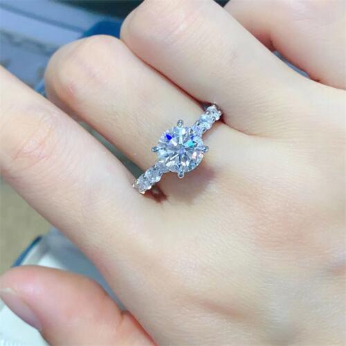 2 Carat Moissanite Sterling Silver Ring - Aurelia Clothing