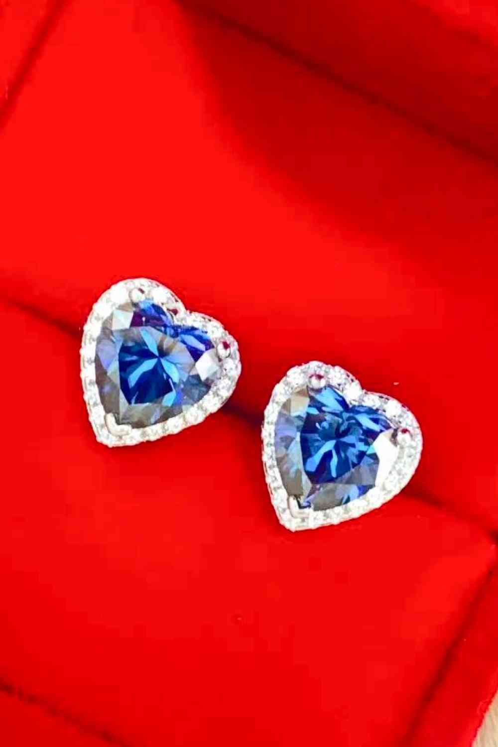 4 Carat Moissanite Heart-Shaped Stud Earrings - Aurelia Clothing