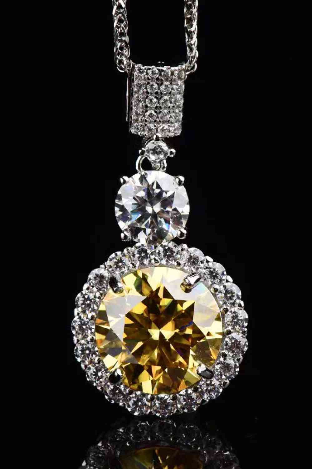 6 Carat Moissanite Pendant Necklace - Aurelia Clothing