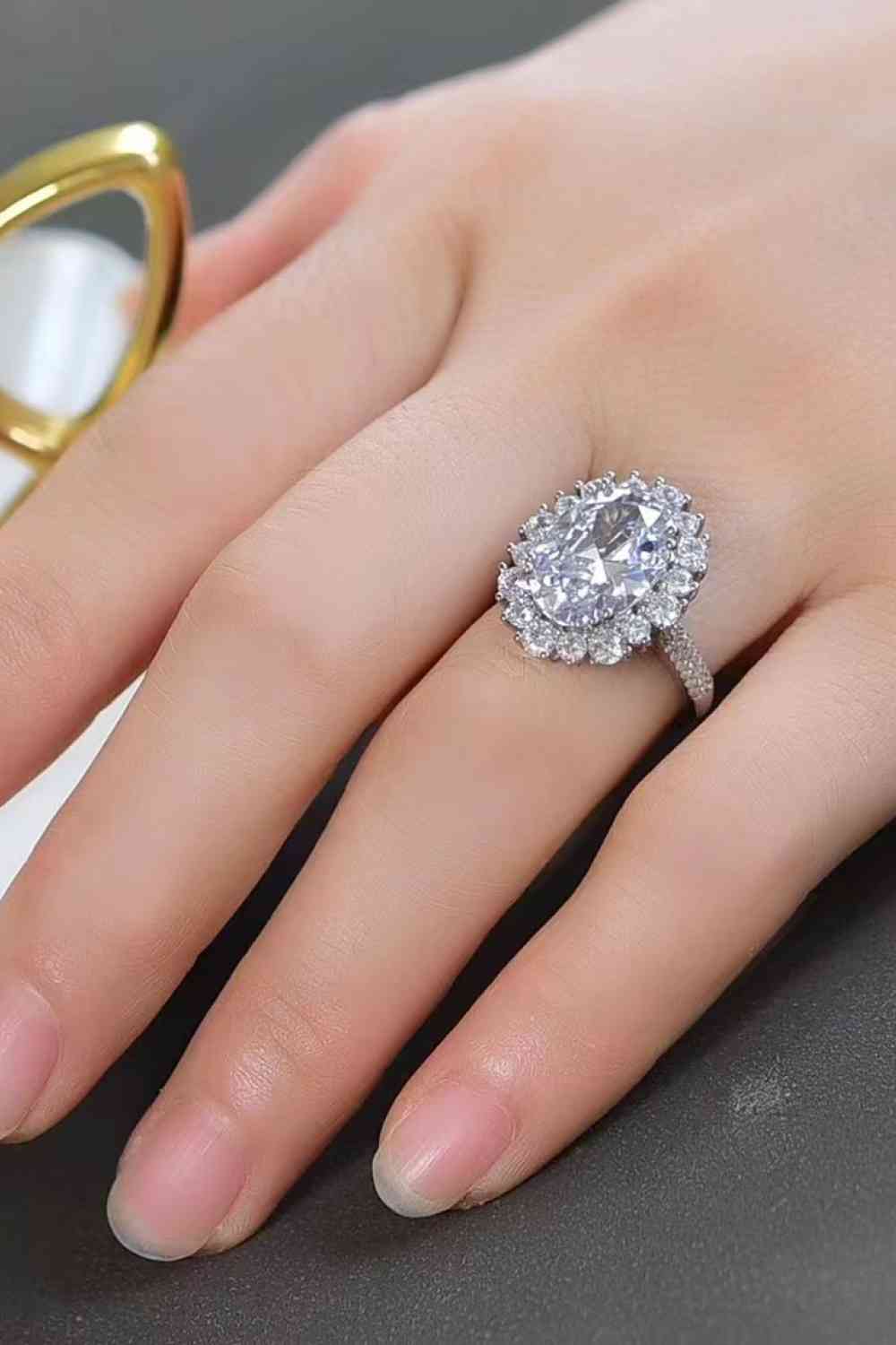 8 Carat Oval Moissanite Ring - Aurelia Clothing