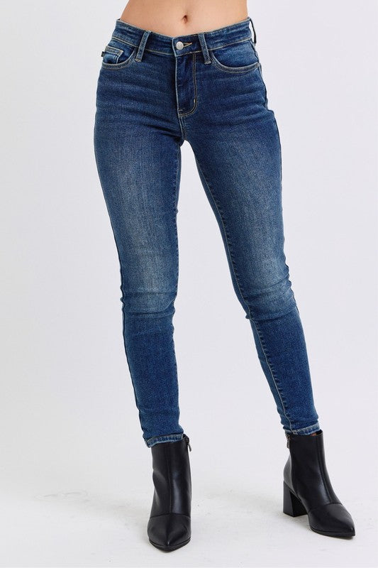 Judy Blue Full Size Mid-Rise Waist Skinny Jeans with Pockets - Aurelia Clothing