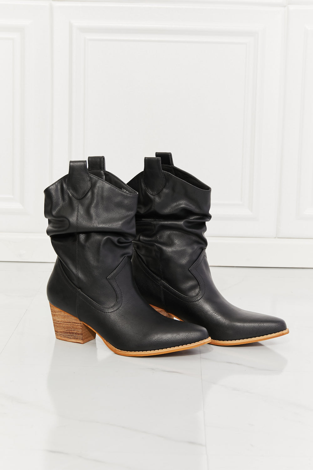 MMShoes Better in Texas Scrunch Cowboy Boots in Black - Aurelia Clothing