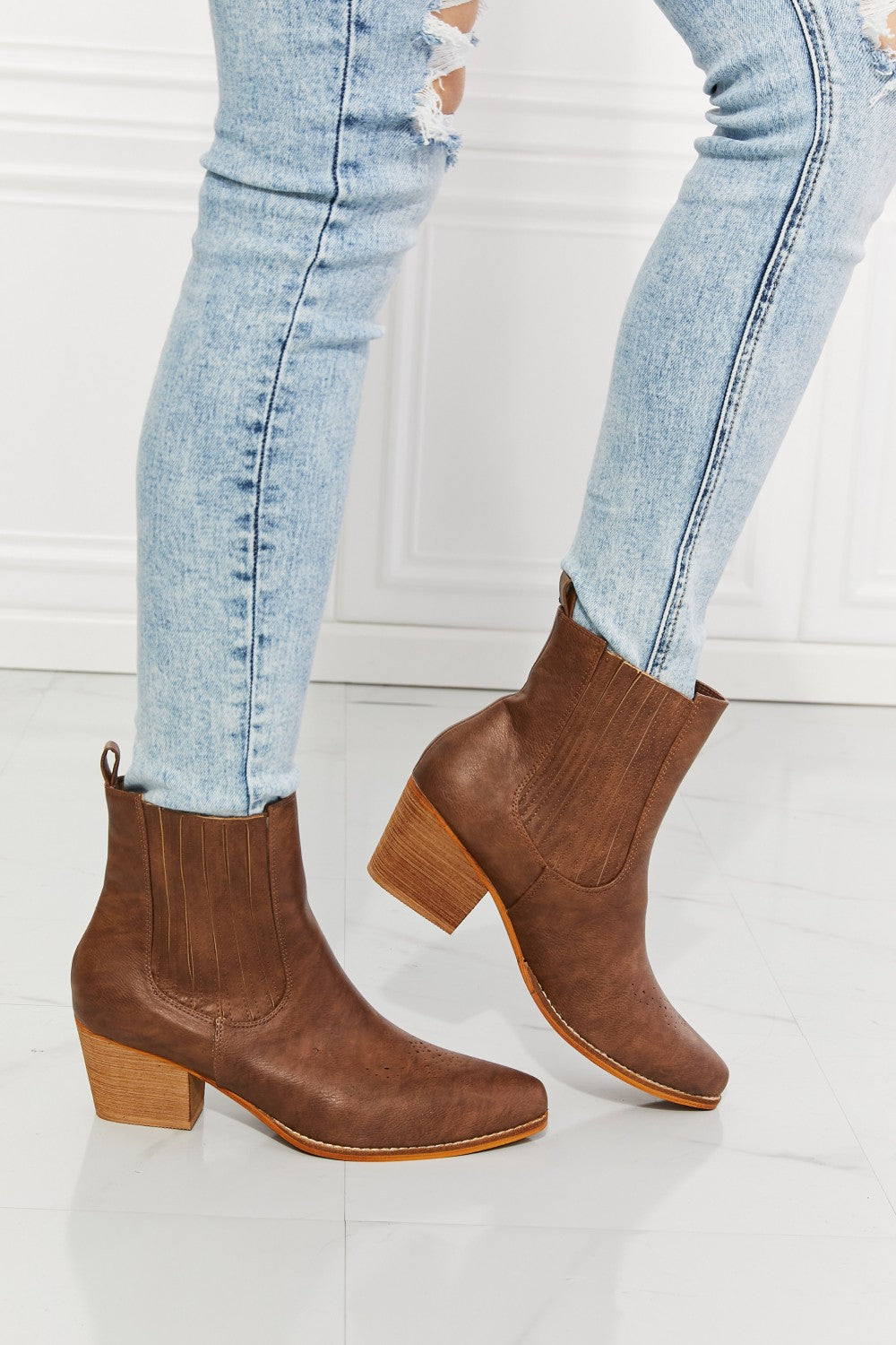 MMShoes Love the Journey Stacked Heel Chelsea Boot in Chestnut - Aurelia Clothing