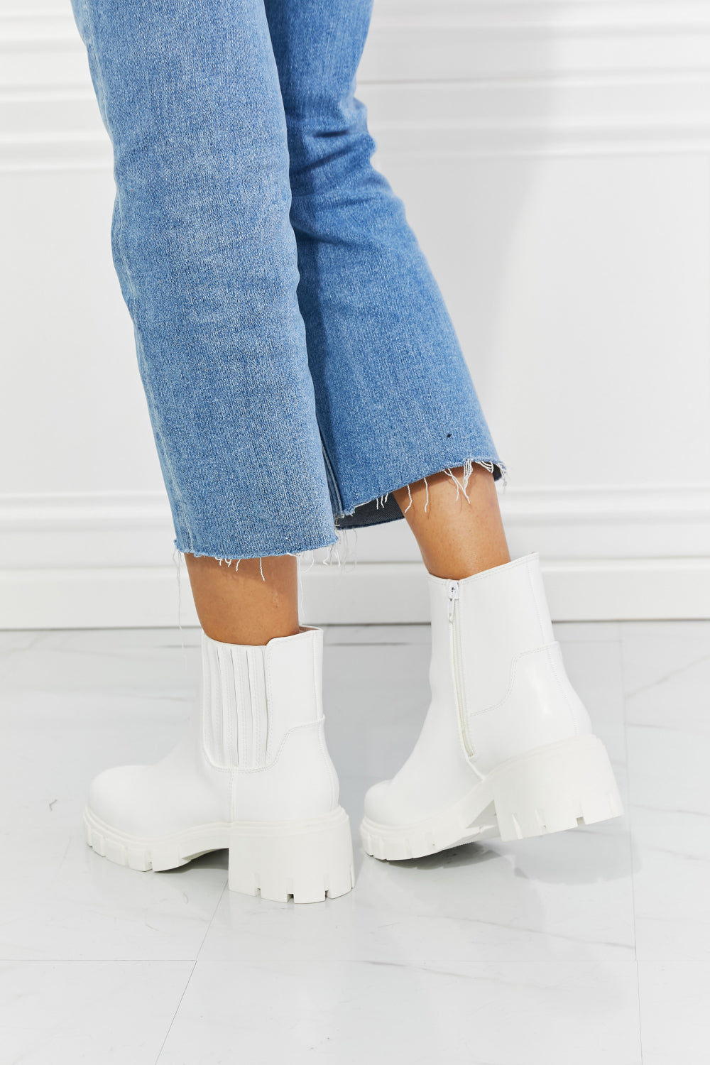 MMShoes What It Takes Lug Sole Chelsea Boots in White - Aurelia Clothing