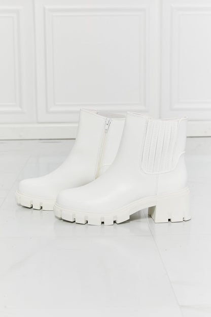 MMShoes What It Takes Lug Sole Chelsea Boots in White - Aurelia Clothing