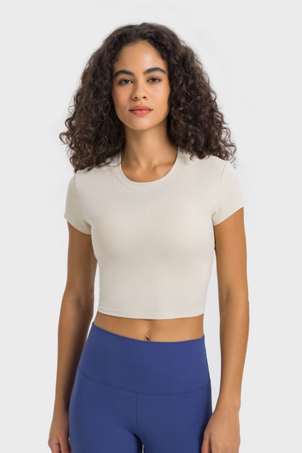 Round Neck Short Sleeve Cropped Sports T-Shirt - Aurelia Clothing