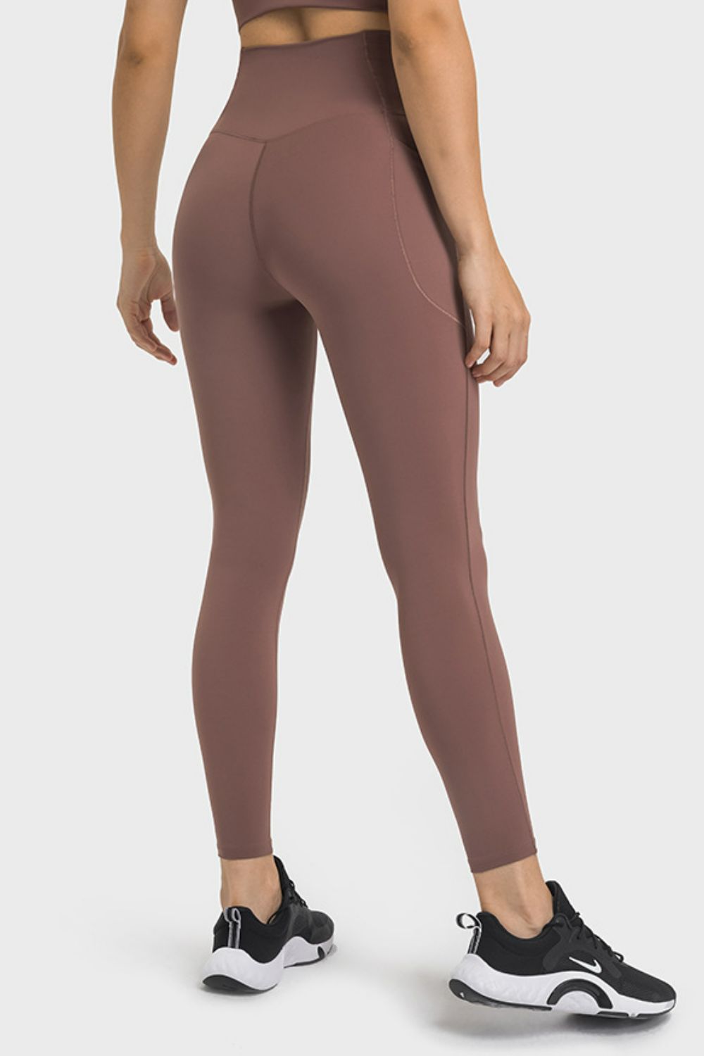 V-Waist Yoga Leggings with Pockets - Aurelia Clothing