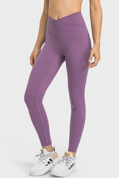 V-Waist Yoga Leggings with Pockets - Aurelia Clothing