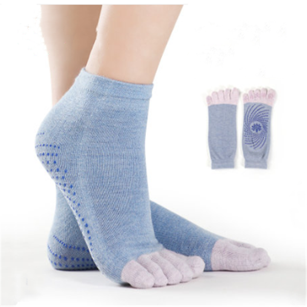 Yoga socks - Free Shipping - Aurelia Clothing