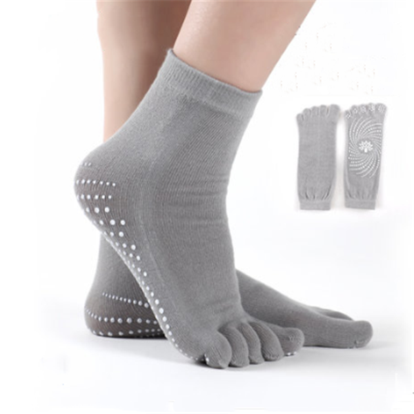 Yoga socks - Free Shipping - Aurelia Clothing